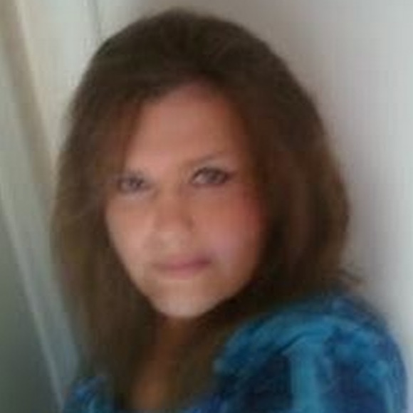 Meet your Posher, Karen - Picture 1 of 1